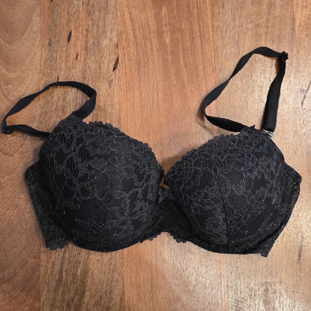 Victoria's Secret Dream Angels Demi Lined Bra 32DDD / 32F, Black